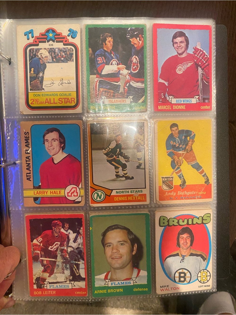 Old 1950’s to 70’s Hockey cards with around
160 cards